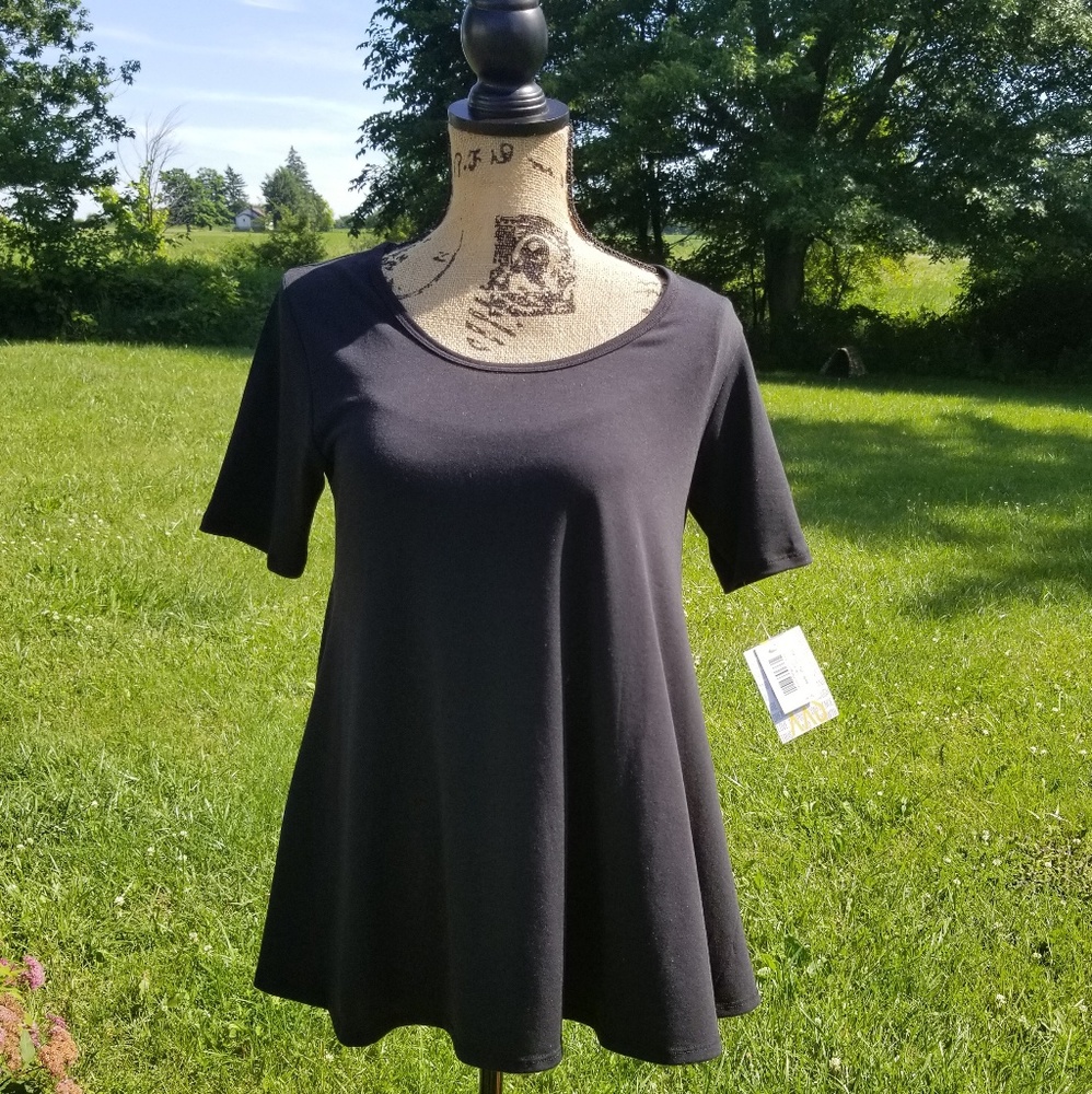 LulaRoe Perfect T